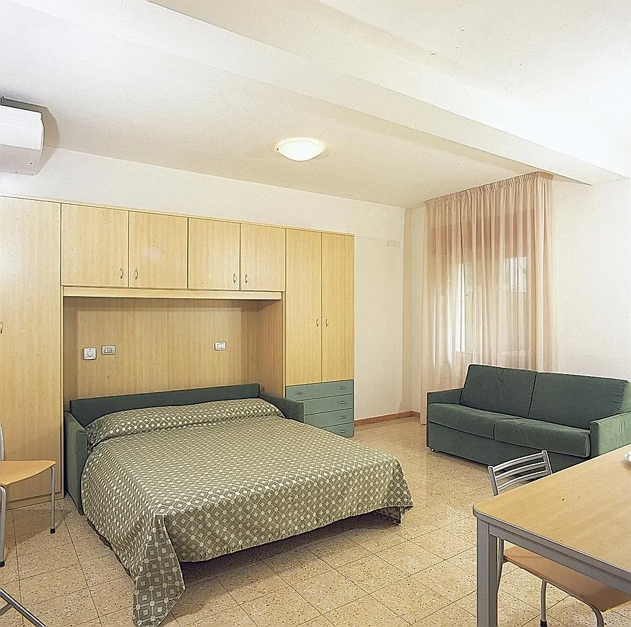 Residence Ca D'Oro Lido di Jesolo Lejlighedshotel